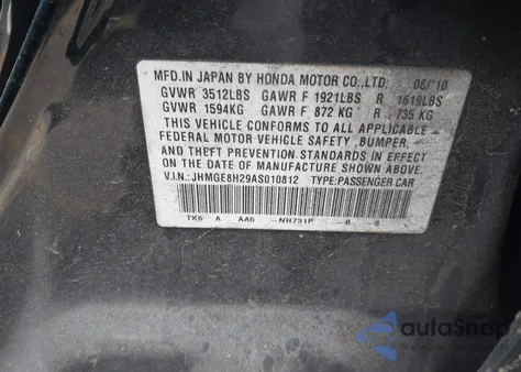 2010 Honda Fit z USA, uszkodzony, nr VIN JHMGE8H29AS010812